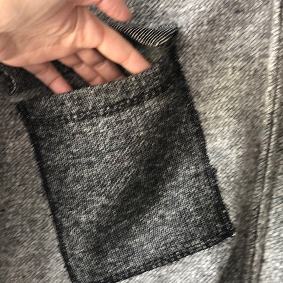 194t Gray Poncho from Fred Segal Boutique - Picture 9 of 11
